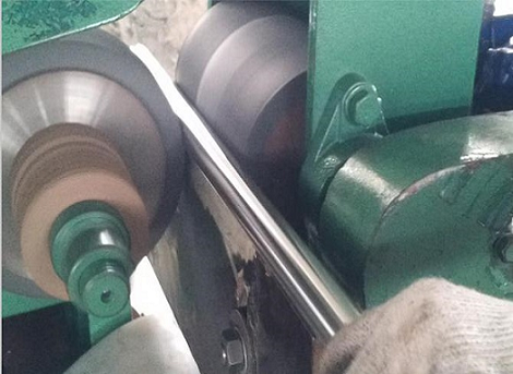 小口徑精密不銹鋼管加工——拋光.png 小口徑精密不銹鋼管加工——拋光.png