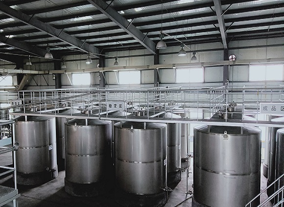 薄壁不銹鋼制品管在制酒設(shè)備中的應(yīng)用.jpg 薄壁不銹鋼制品管在制酒設(shè)備中的應(yīng)用.jpg