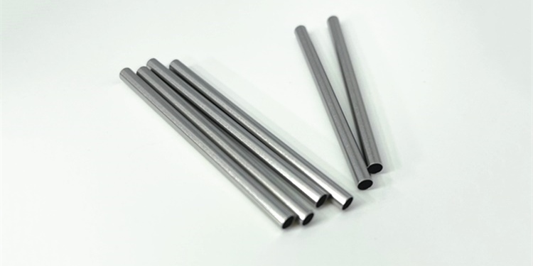 不銹鋼毛細管激光焊.jpg 不銹鋼毛細管激光焊.jpg